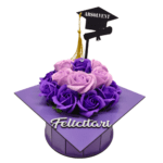 Aranjament toca absolvire - cu topper, decorat cu flori de sapun mov-mov deschis, din lemn, 17x17x15 cm, cutie mov